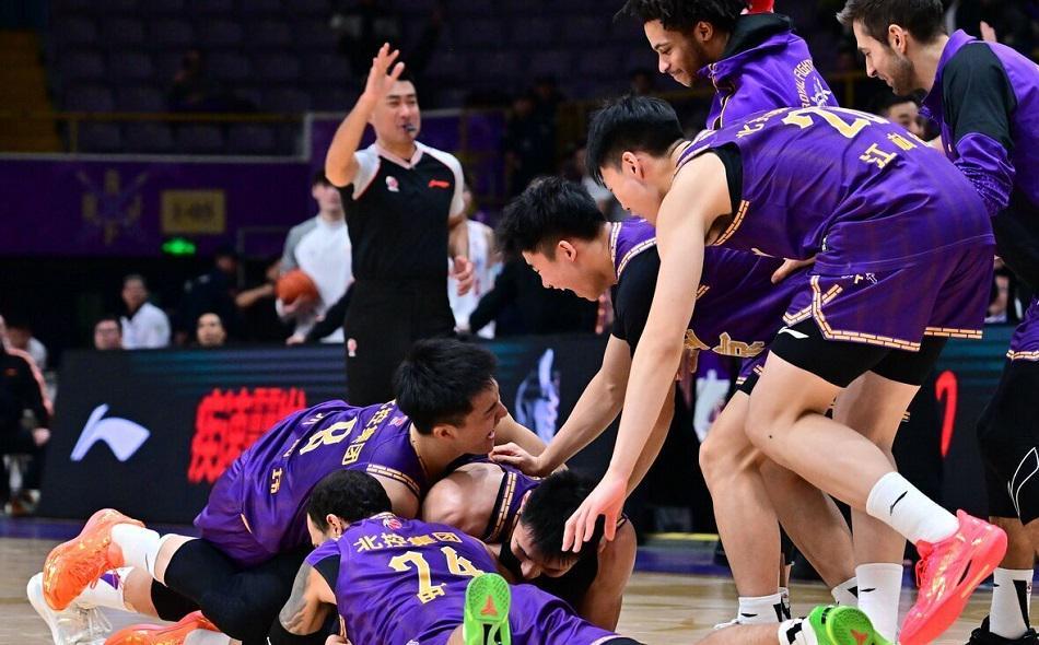 九游体育app官方下载-仅1个月！CBA官方确认：场均20分全能悍将被裁，2队已火速联系